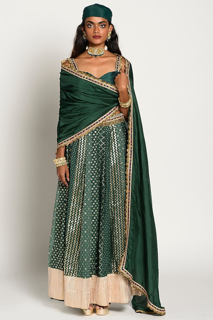 Green Embellished Wedding Lehenga Set by Rishi & Vibhuti at Pernia's Pop Up Shop