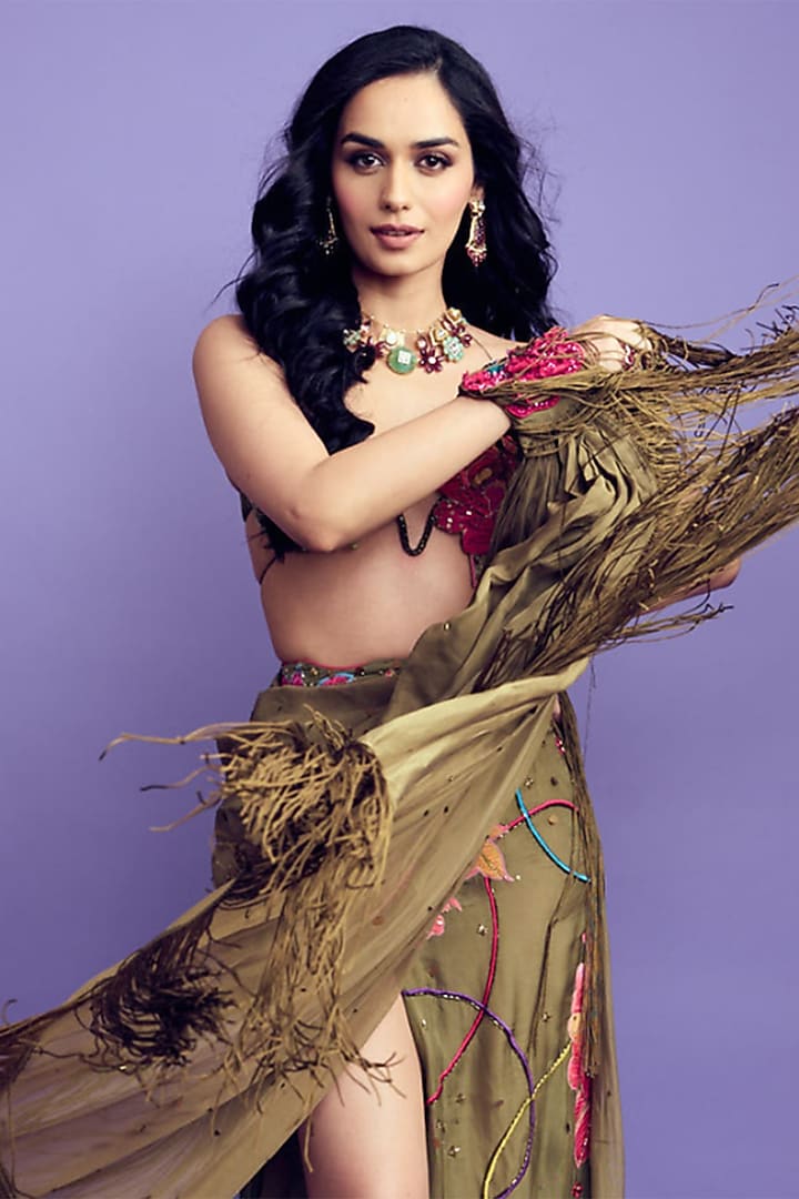 Olive Green Organza Hand Embellished Cape Set by Rishi & Vibhuti at Pernia's Pop Up Shop