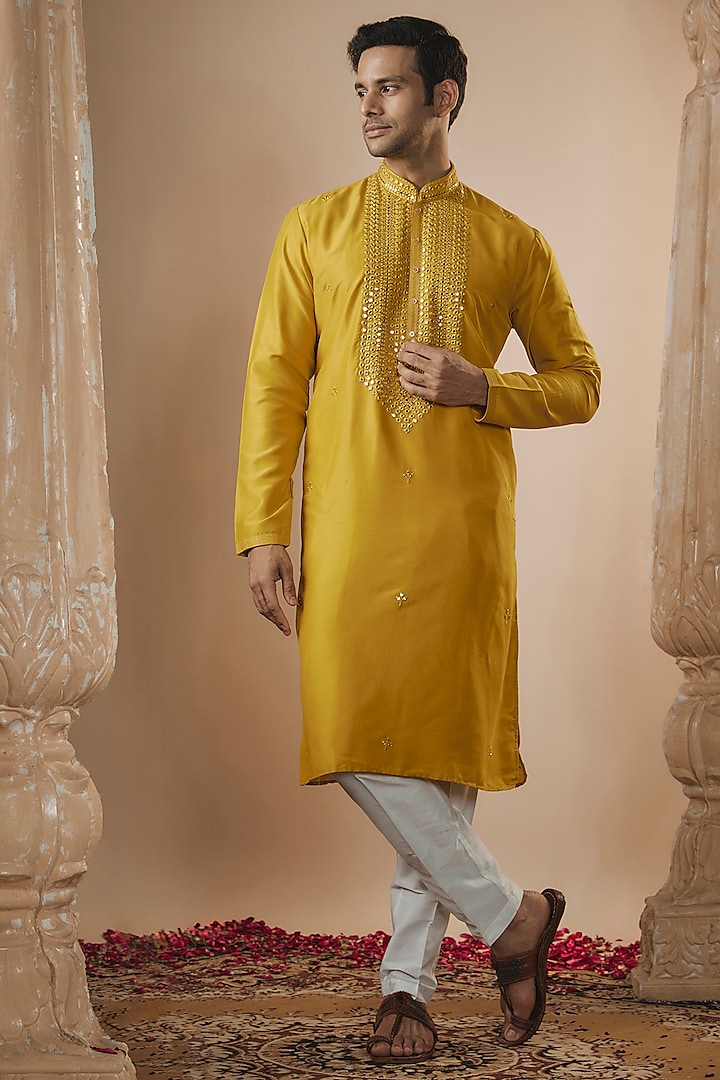 Yellow Art Silk Mirror Work Kurta Set by RIYAASAT