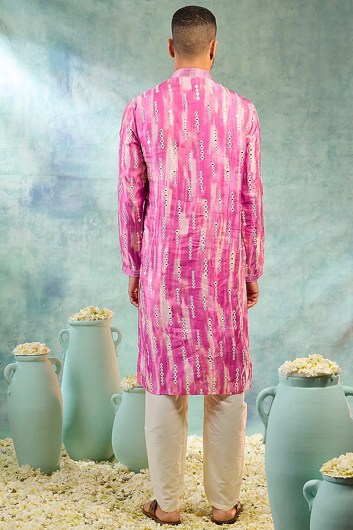 Pink Silk Thread Work Kurta Set by RIYAASAT at Pernia's Pop Up Shop