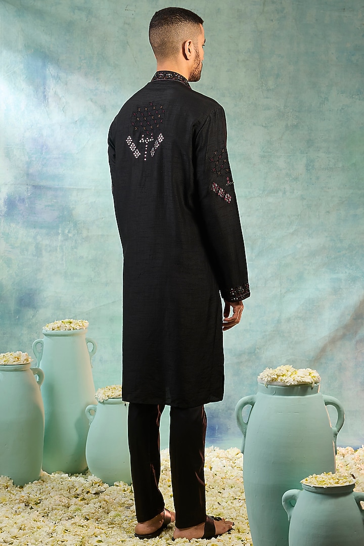 Black Silk Embroidered Kurta Set by RIYAASAT at Pernia's Pop Up Shop