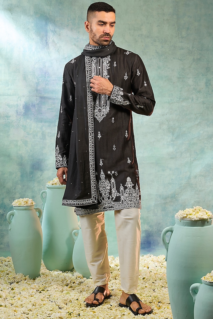 Black Silk Threadwork Kurta Set by RIYAASAT