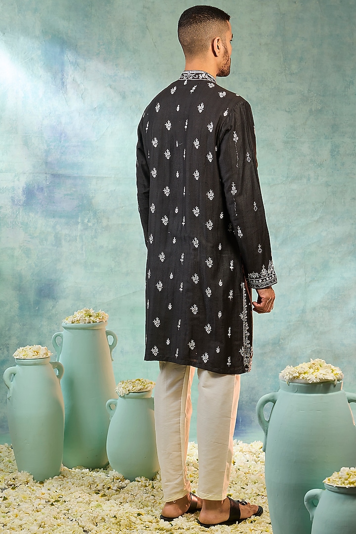 Black Silk Threadwork Kurta Set by RIYAASAT at Pernia's Pop Up Shop