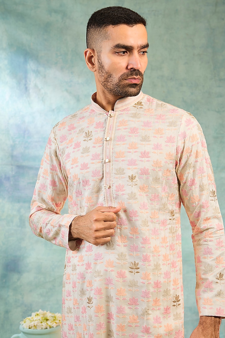 Ivory Silk Threadwork Kurta Set by RIYAASAT at Pernia's Pop Up Shop