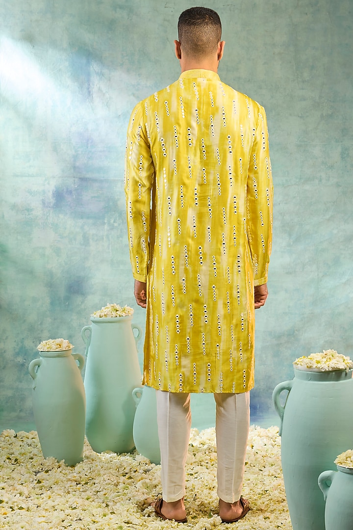 Mustard Yellow Silk Threadwork Kurta Set by RIYAASAT at Pernia's Pop Up Shop