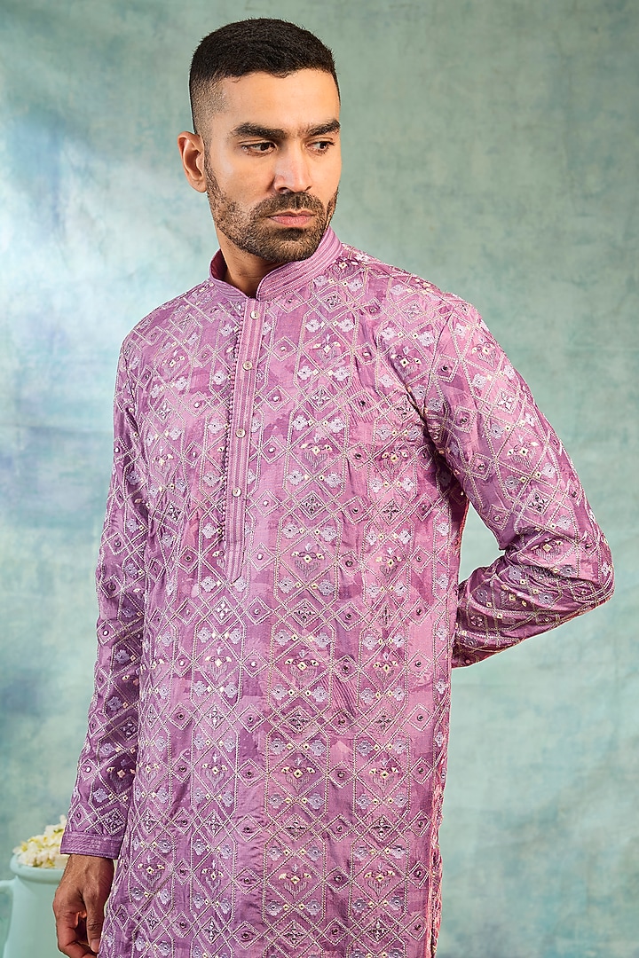 Deep Pink Silk Threadwork Kurta Set by RIYAASAT at Pernia's Pop Up Shop