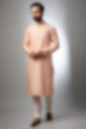 Misty Rose Silk Kurta Set by RIYAASAT at Pernia's Pop Up Shop