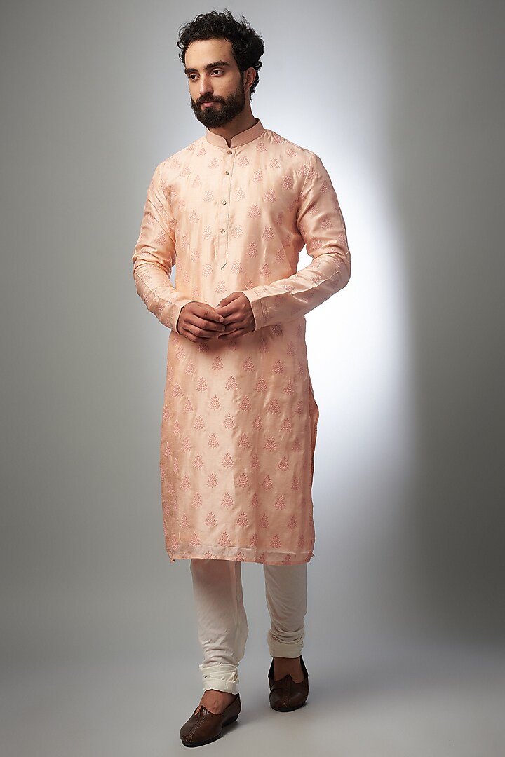 Misty Rose Silk Kurta Set by RIYAASAT at Pernia's Pop Up Shop