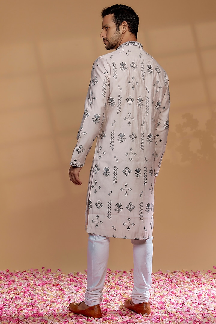 Porcelain White Silk Embroidered Kurta Set By Riyaasat At Pernias Pop Up Shop 2024 1656