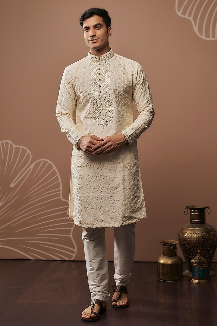 White Silk Hand & Machine Embroidered Kurta Set by RIYAASAT