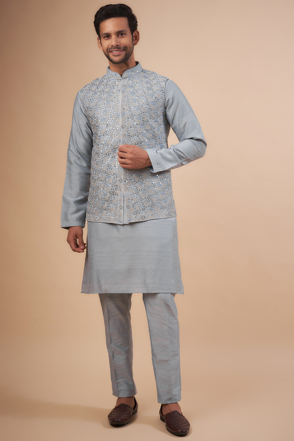 Grey Silk Embroidered Bundi Jacket Set by RIYAASAT