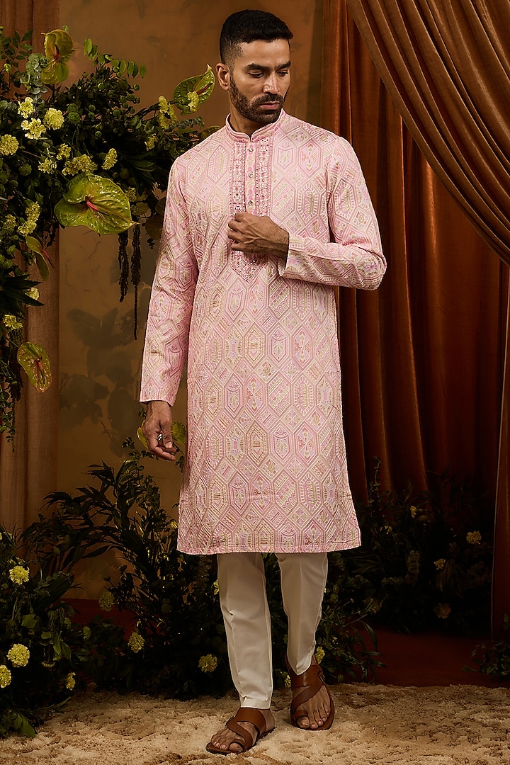 Pink Silk Thread Embroidered Kurta Set by RIYAASAT