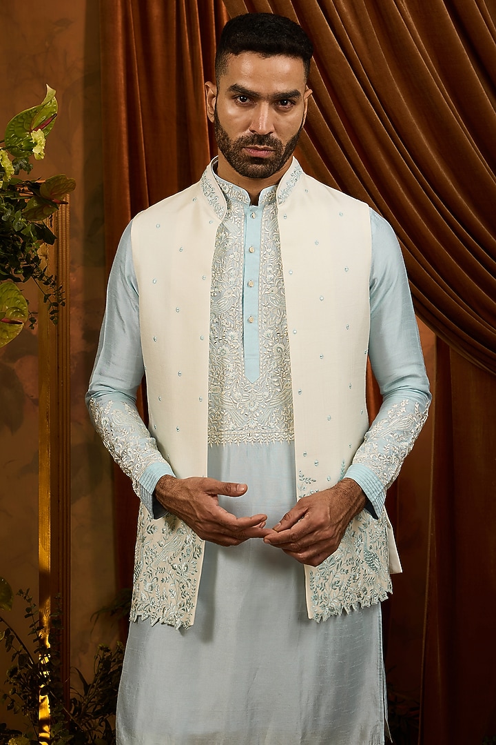 White Silk Embroidered Bundi Jacket Set by RIYAASAT at Pernia's Pop Up Shop
