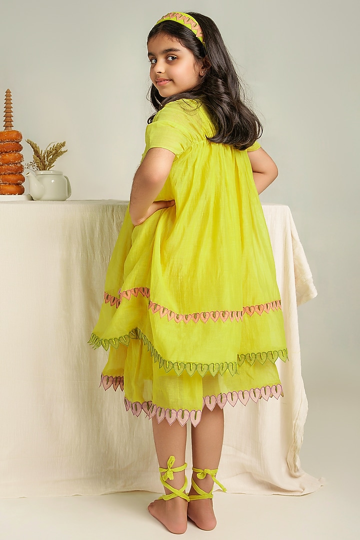 Yellow Embroidered Dress For Girls by The Right Cut Kids at Pernia's Pop Up Shop