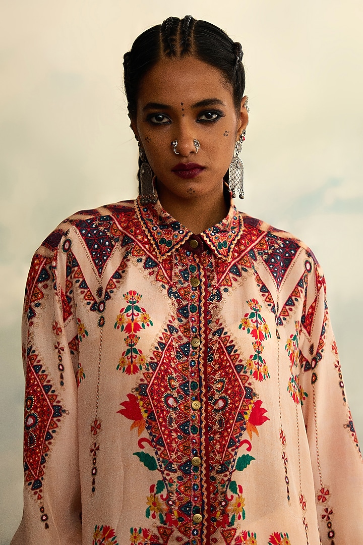Beige Silk Printed Kurta by Rajdeep Ranawat at Pernia's Pop Up Shop