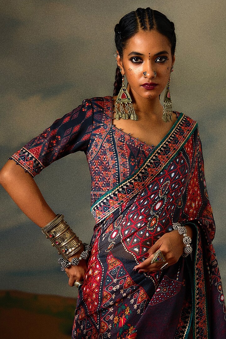 Charcoal Chanderi Silk Printed Wedding Saree Set by Rajdeep Ranawat at Pernia's Pop Up Shop