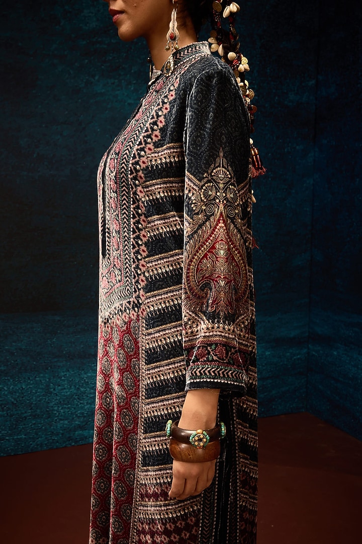 Black & Maroon Silk Velvet Printed Kurta by Rajdeep Ranawat at Pernia's Pop Up Shop