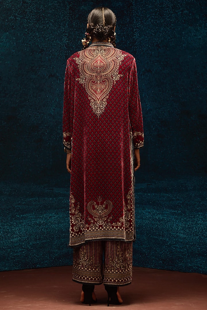 Maroon Silk Velvet Printed Kurta by Rajdeep Ranawat at Pernia's Pop Up Shop