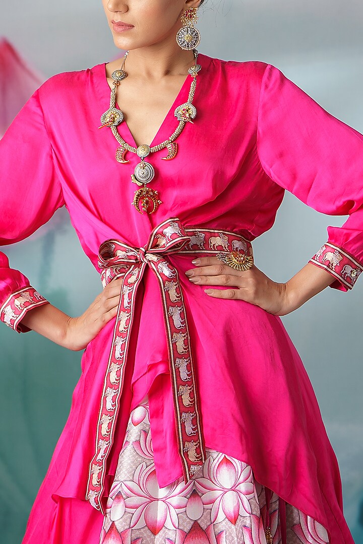 Ivory Printed Wedding Lehenga Set by Rajdeep Ranawat at Pernia's Pop Up Shop