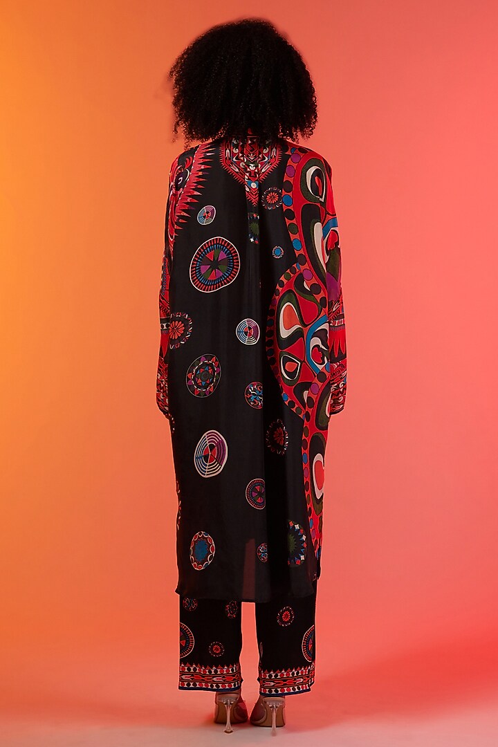Black Silk Printed Tunic Set by Rajdeep Ranawat at Pernia's Pop Up Shop