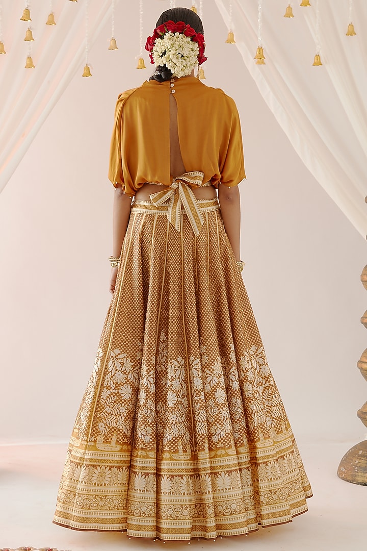 Golden Cotton Satin & Dupion Printed Skirt Set by Rajdeep Ranawat at Pernia's Pop Up Shop