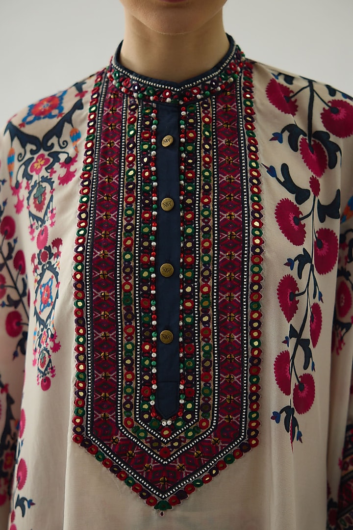 Raspberry Silk Printed Tunic Set by Rajdeep Ranawat at Pernia's Pop Up Shop