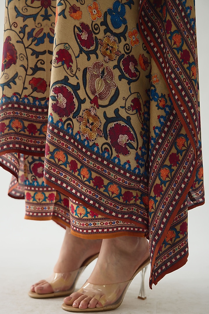 Taupe Silk Printed Kaftan Set by Rajdeep Ranawat at Pernia's Pop Up Shop