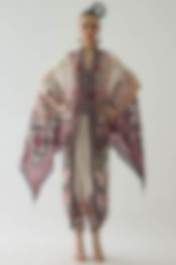 Raspberry Pink Silk Printed Cape Set by Rajdeep Ranawat at Pernia's Pop Up Shop