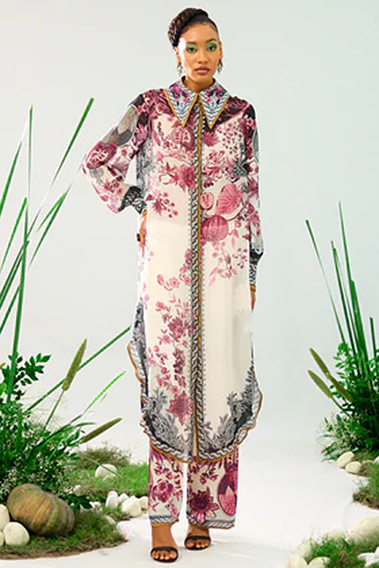 White & Raspberry Pink Silk Printed Tunic Set by Rajdeep Ranawat at Pernia's Pop Up Shop