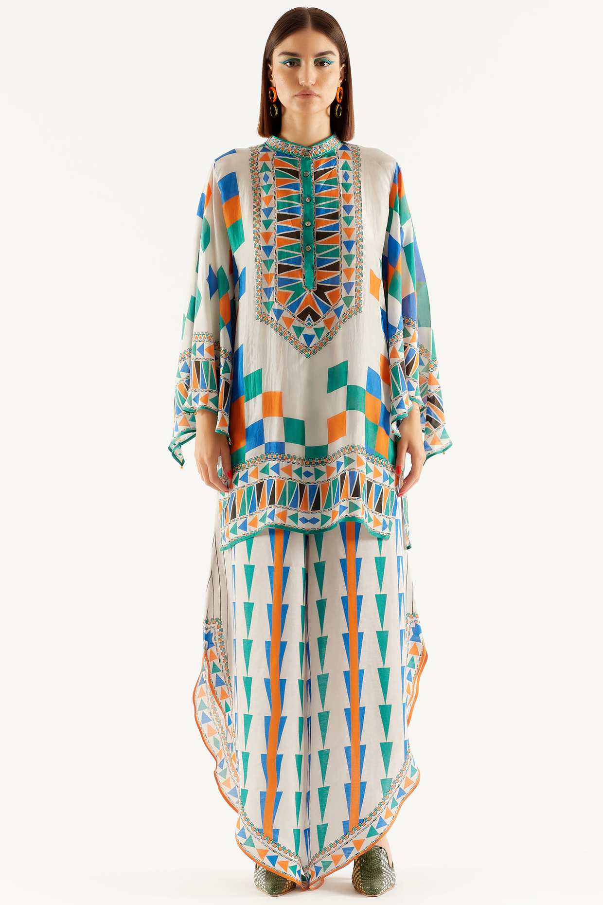 Turtle Dove Printed Tunic by Rajdeep Ranawat at Pernia's Pop Up Shop