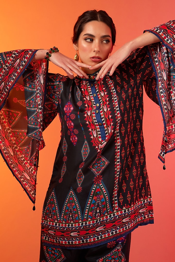 Savannah Blue Silk Printed Tunic by Rajdeep Ranawat at Pernia's Pop Up Shop