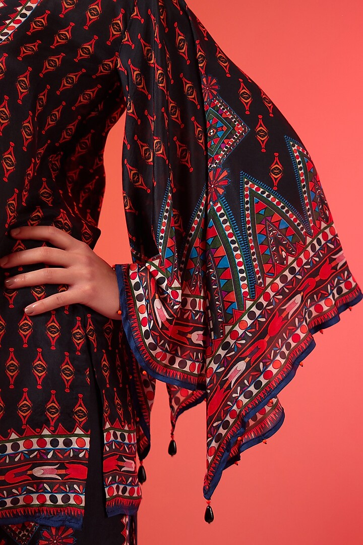 Savannah Blue Silk Printed Tunic by Rajdeep Ranawat at Pernia's Pop Up Shop