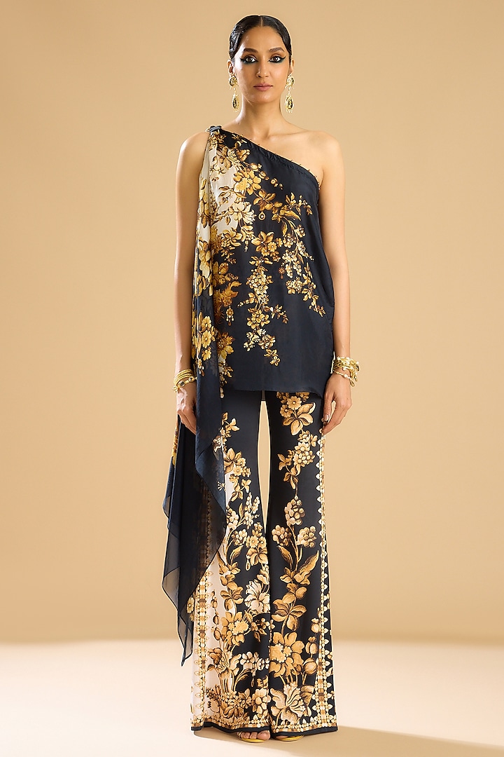 Black & Gold Silk Printed One-Shoulder Tunic Set by Rajdeep Ranawat