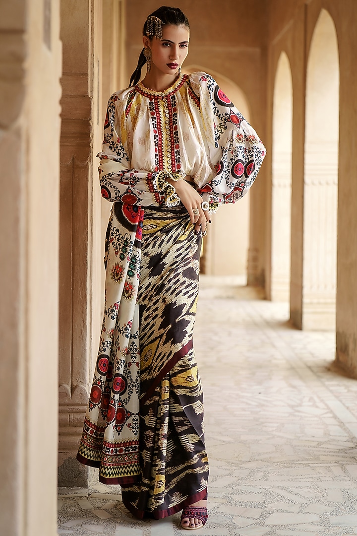 Black & Mustard Printed Wedding Saree Set by Rajdeep Ranawat at Pernia's Pop Up Shop