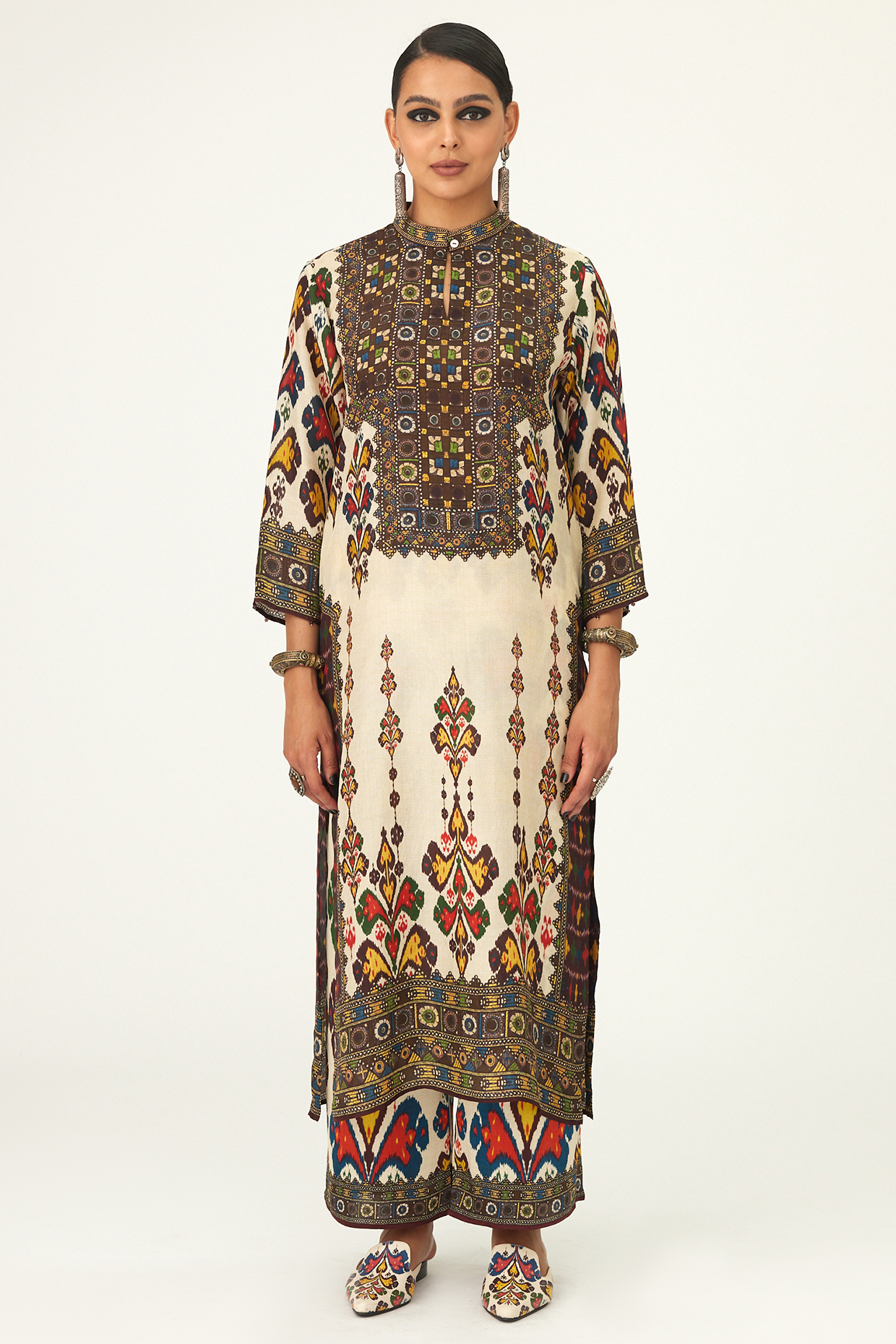 Beige Silk Printed Kurta by Rajdeep Ranawat at Pernia's Pop Up Shop