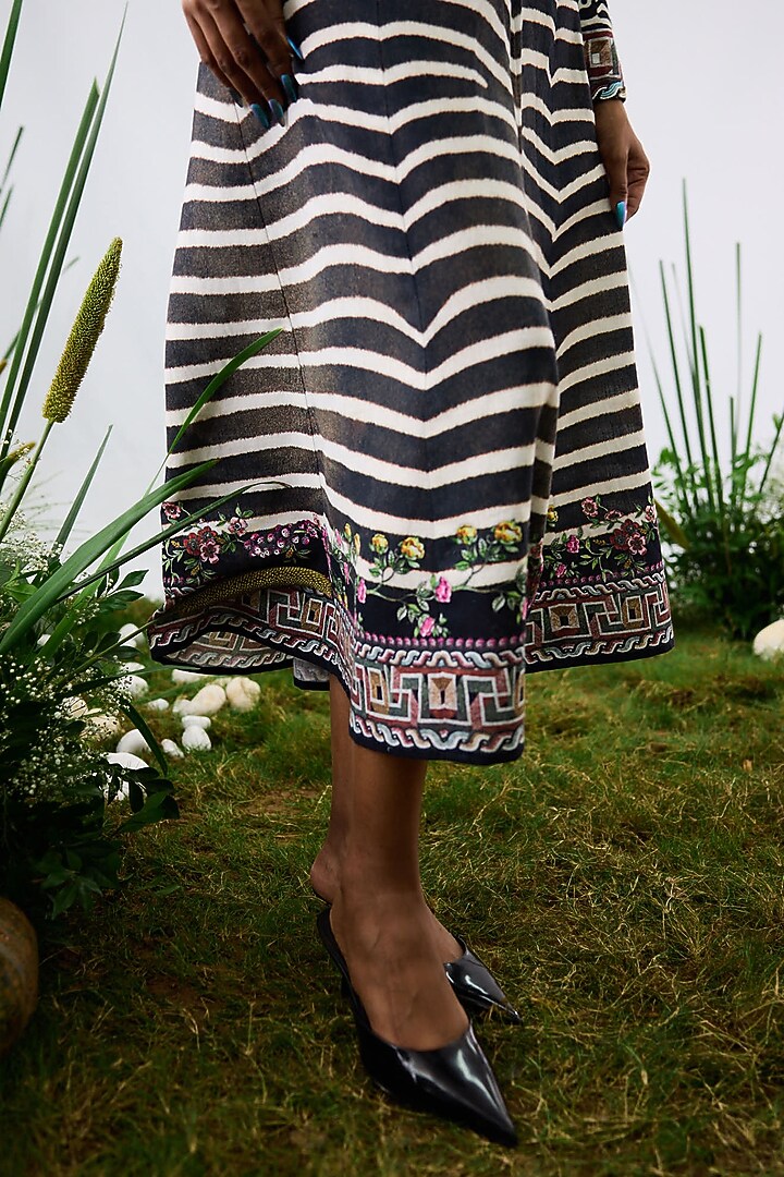 Black & White Cotton Linen Printed A-Line Skirt by Rajdeep Ranawat at Pernia's Pop Up Shop