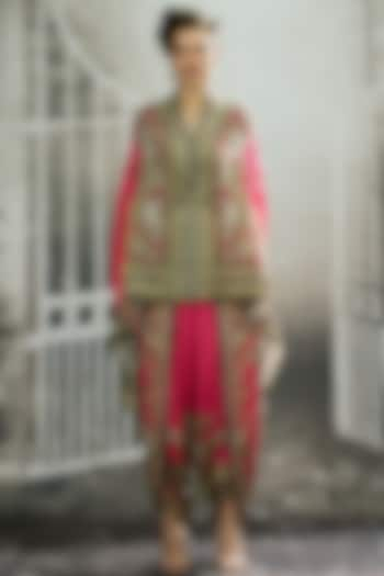 Fuchsia Silk Printed Cape by Rajdeep Ranawat at Pernia's Pop Up Shop