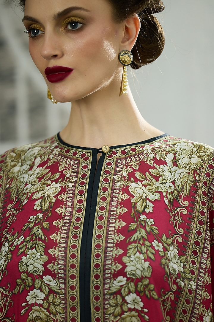 Fuchsia Silk Printed Kaftan by Rajdeep Ranawat at Pernia's Pop Up Shop