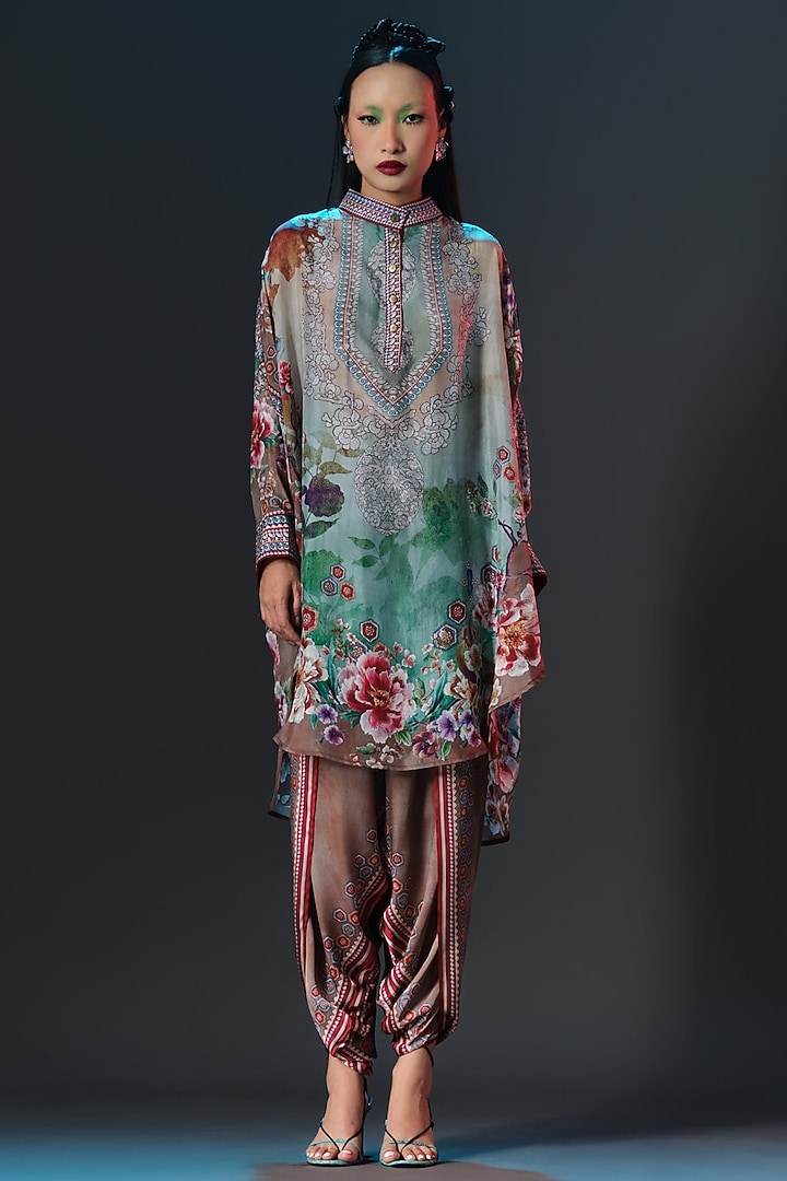 Caramel Silk Printed Tunic Set by Rajdeep Ranawat at Pernia's Pop Up Shop