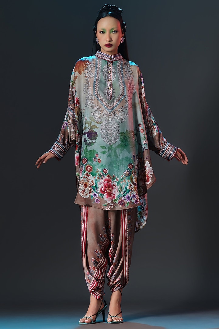 Caramel Silk Printed Tunic Set by Rajdeep Ranawat at Pernia's Pop Up Shop