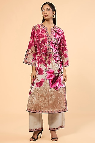 Vintage Rose Cotton Linen Printed & Embroidered Kurta Set by Rajdeep Ranawat