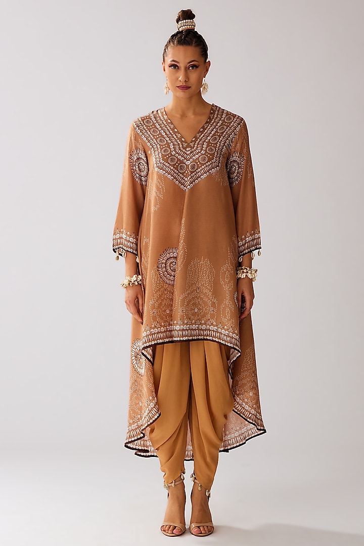 Caramel Silk Printed Tunic Set by Rajdeep Ranawat at Pernia's Pop Up Shop