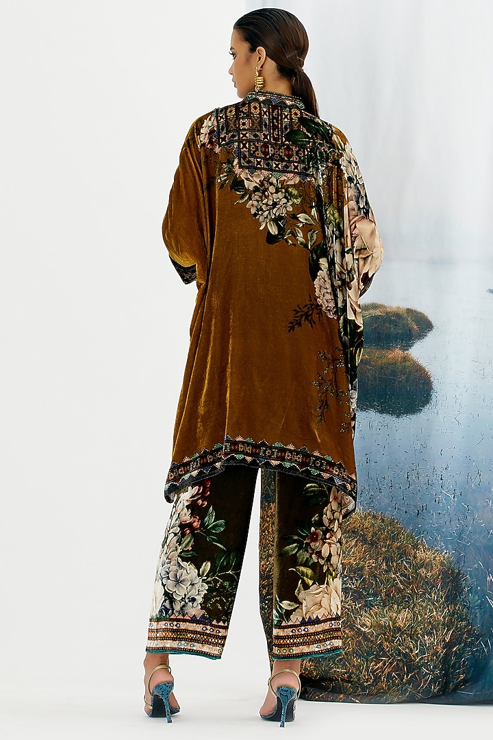 Mustard Embroidered Tunic by Rajdeep Ranawat at Pernia's Pop Up Shop