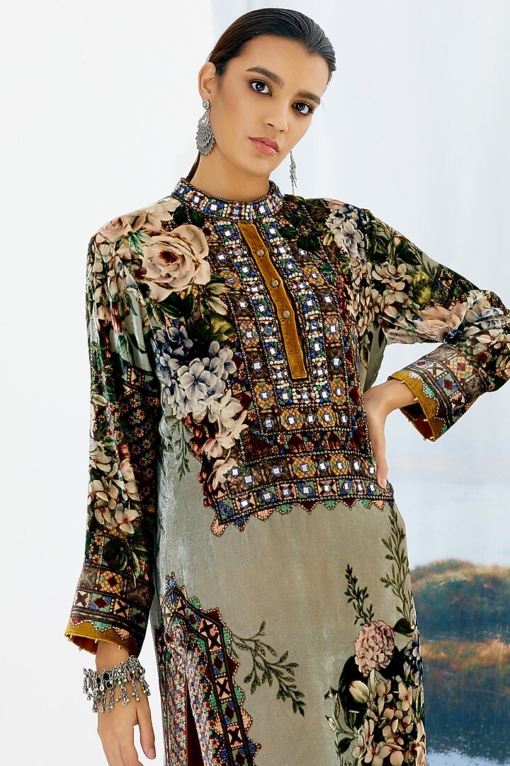 Light Sage Embroidered Tunic by Rajdeep Ranawat at Pernia's Pop Up Shop