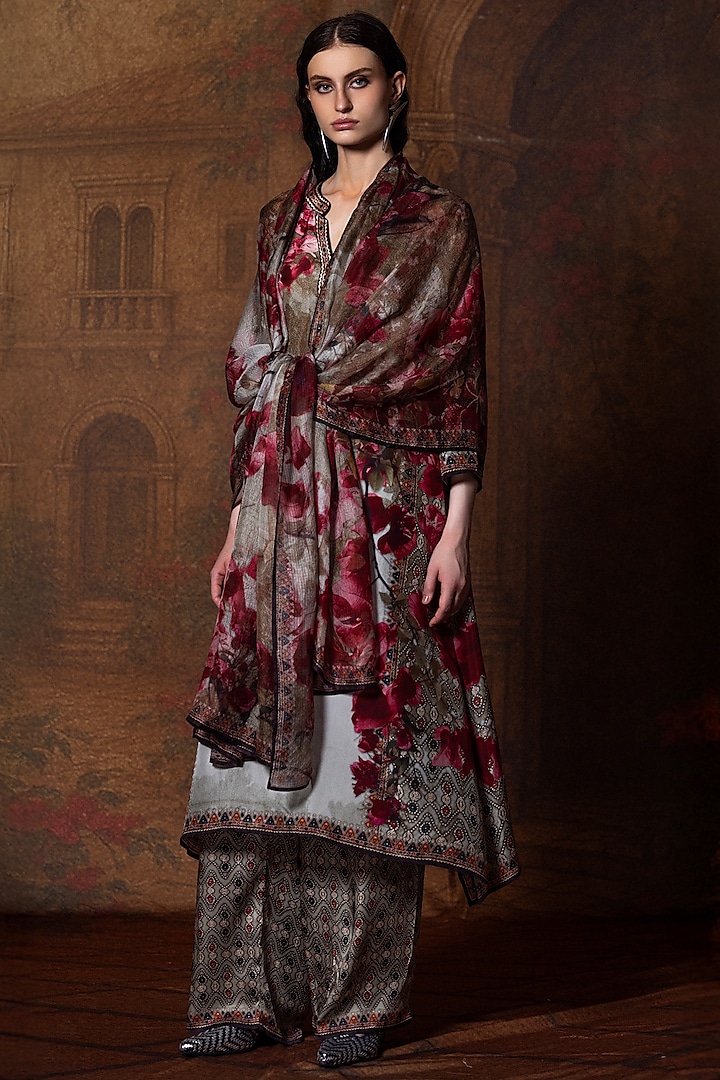 Beige & Red Kota Silk Printed Dupatta by Rajdeep Ranawat at Pernia's Pop Up Shop