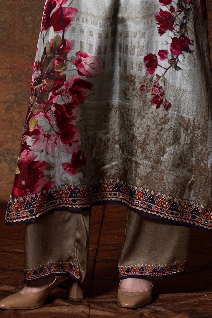 Beige & Red Kota Silk Printed Pants by Rajdeep Ranawat at Pernia's Pop Up Shop