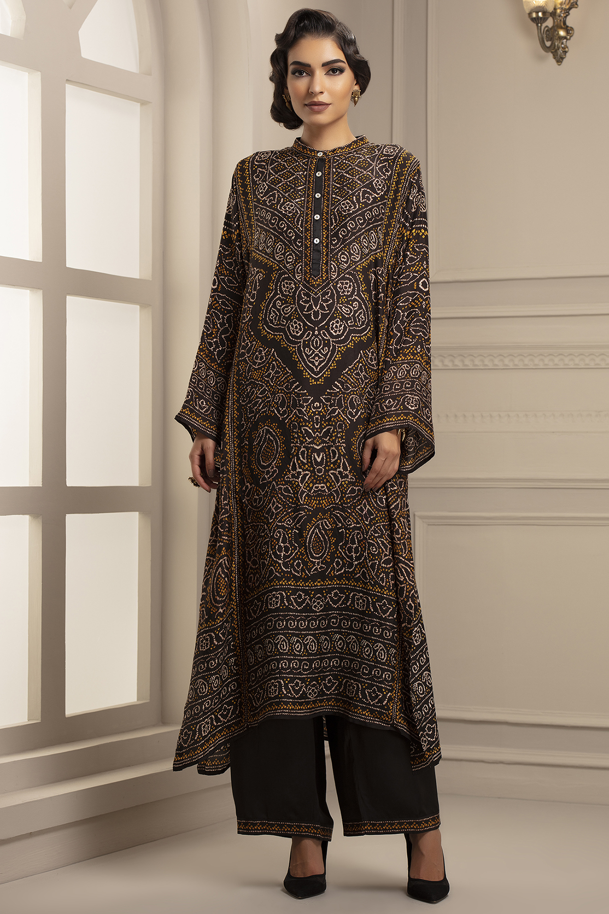Black Printed Tunic With Pants by Rajdeep Ranawat at Pernia's Pop Up Shop