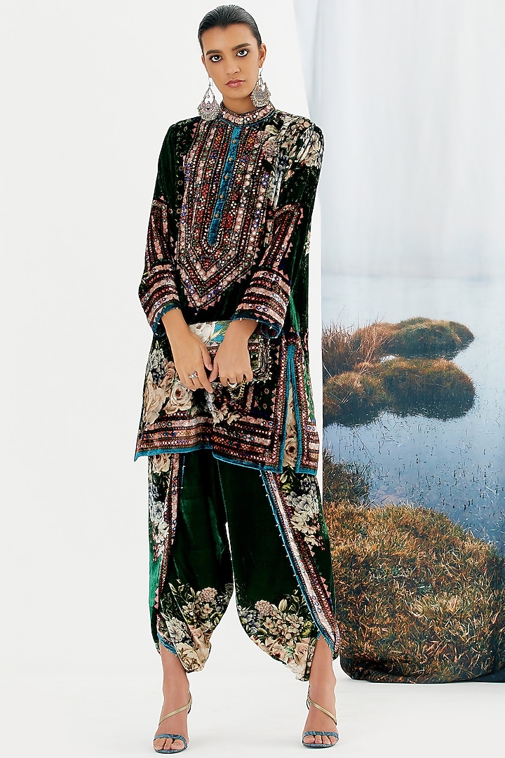 Emerald Green Printed Kurta by Rajdeep Ranawat at Pernia's Pop Up Shop