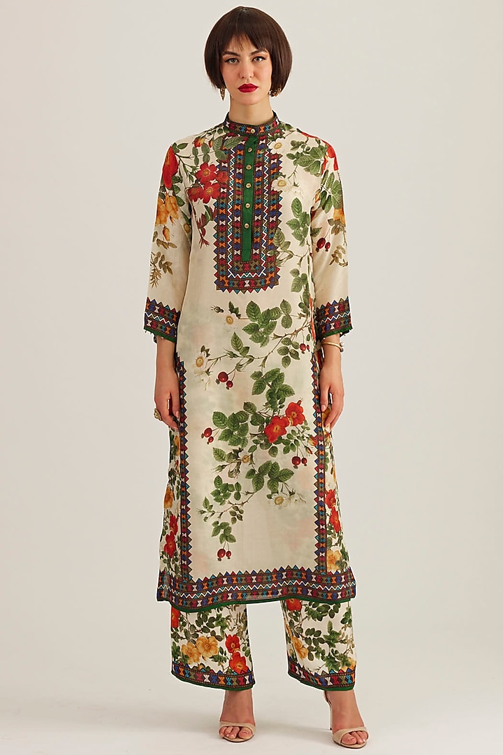 Ivory & Emerald Silk Printed Kurta by Rajdeep Ranawat at Pernia's Pop Up Shop