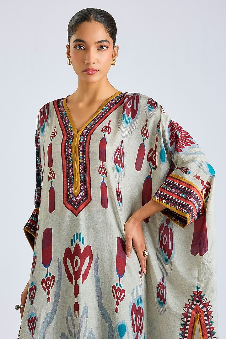 Eggshell White Silk Dupion Printed Tunic Set by Rajdeep Ranawat at Pernia's Pop Up Shop